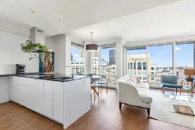 Magnifique 2 cac, 2 sdb avec vue à couper le souffle! Garage! Image# 9