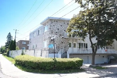 3 1/2 à deux pas des Galeries d'Anjou Image# 1