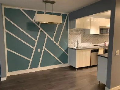 2 bed plus den beautifully renovated apartment Image# 2