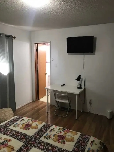 MASTER ROOM FOR RENT Image# 2