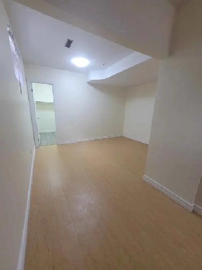 WALKOUT BASEMENT STUDIO FOR RENT NEAR AGINCOURT GO STATION Image# 7
