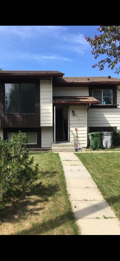 3 Bedroom Main Floor of house for Rent in Edson, AB. Image# 11