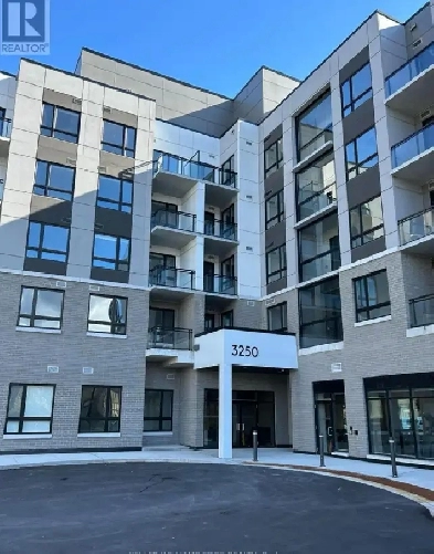 1  Den and one bathroom condo for rent Image# 10