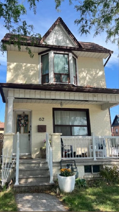 Furnished 2BR Toronto Rental – Stylish & Serene Stay Image# 6