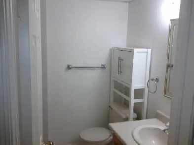 Close to Trent, bsmt room available for students, avail Jan 1/26 Image# 2