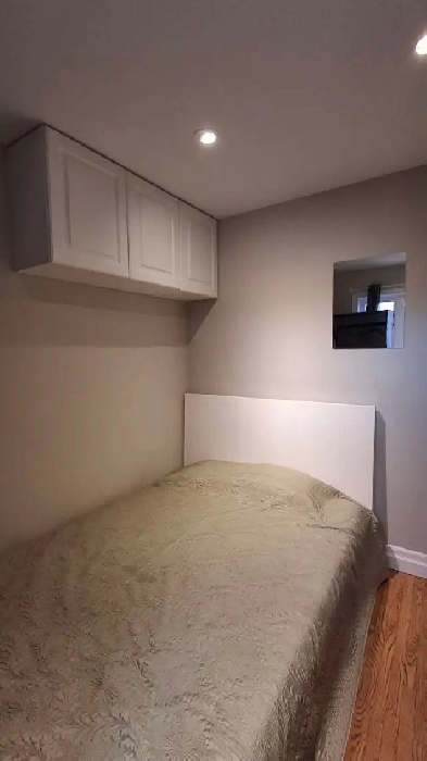 Cozy Fully Furnished Bedroom for Rent, Prime North York Location Image# 1