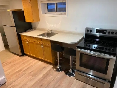 Bachelor Suite Available In Steinbach! Available December 15th! Image# 1