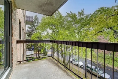 Boucherville Beau 41/2 tout inclus libre ou 1er Décembre Image# 1