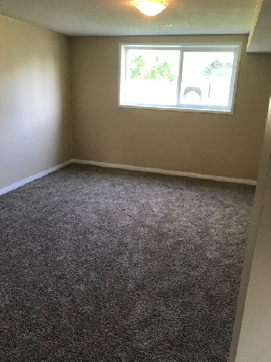 2 Bedroom suite Utilities Inc Off St parking