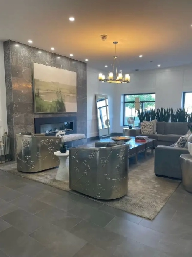 Tri-Car Condo For Rent Image# 1