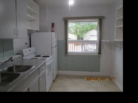 2 full bathroom, 3bedrooms, house for rent in St. James area Image# 1