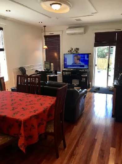 Rosemont Face Parc Molson RDC 3 1/2 renove 1 chambre Image# 1