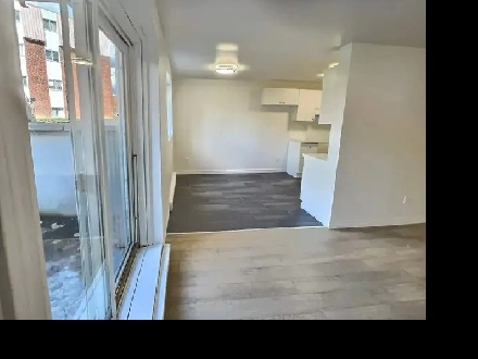 2 CH - 1 SDB - Longueuil - $1,325 /mo Image# 1