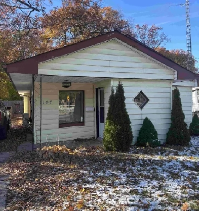 Cozy 2 bedroom North End Sarnia Home for Lease! Image# 6