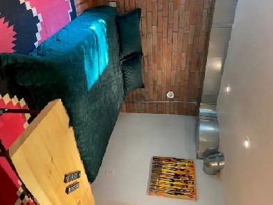 The Beach! BRIGHT STUDIO basement apartment, 3-6 months Image# 1