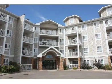 Apartment with 2 Bedrooms in Hamptons for Rent Image# 1