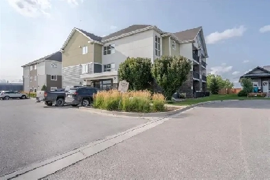 FOR RENT - Top Floor 2 Bedroom Condo -Niverville Image# 1