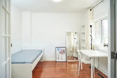 Rooms for Rent in Spacious 5-Bedroom Home – All Utilities Inc Image# 1