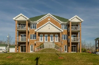 PROMO 1 MOIS GRATUIT - Grand 5 1/2 rue Brulotte Image# 1