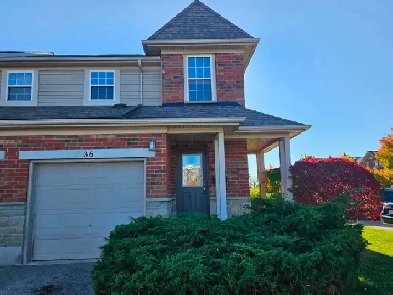 4-Bedroom Townhouse for Rent in South-End of Guelph Image# 6