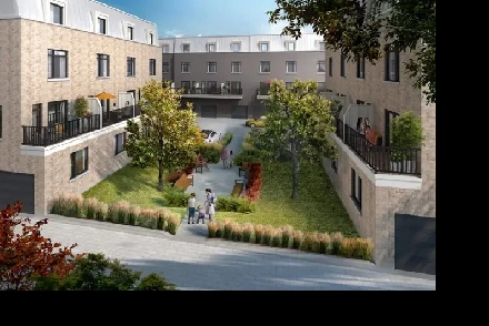 Master bedroom at Eglinton ave east  Victoria park ave $1300 Image# 1