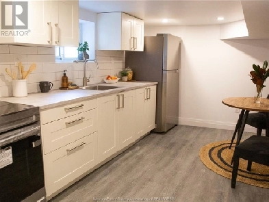 All inclusive 1 Bedroom - Walkerville/Renovated Image# 1