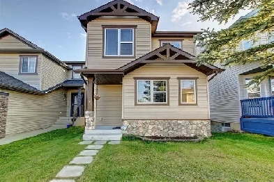 For Rent 2 Storey Main Floor Unit 3 Bed 1.5 Bath Image# 1