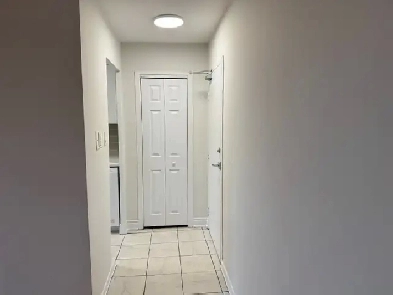 1 Bedroom, Highly Desirable area of Barrie, Available Now! Image# 1