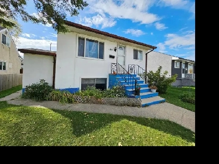 TWO Units in ONE Home waiting for YOU! Image# 1