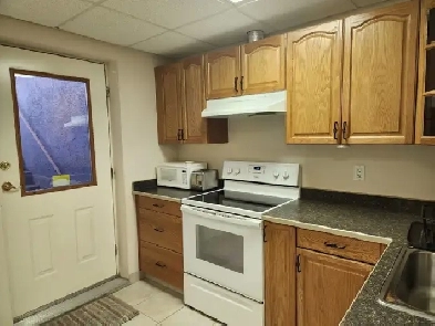 722 Gifford Court-basement suite Image# 5