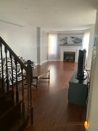 Private Room for rent 2 minutes walk to Campus Image# 1