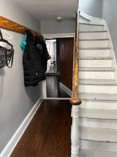 House Rental 233 Earl Street 3 MASSIVE Bedrooms | Steps to Queen Image# 1