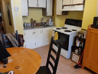 Beau 2 ½ à 2 mins du MÉTRO PRÉFONTAINE. 1er dec. Image# 1