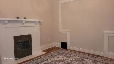 Private room for rent near Tim Horton's field! Dec 1 or Jan 1! Image# 1