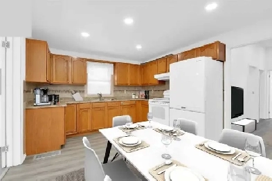 Private rooms available. Image# 1