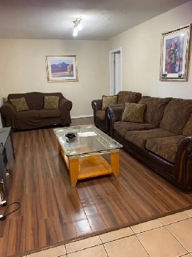 Room for rent-Surrey Image# 3