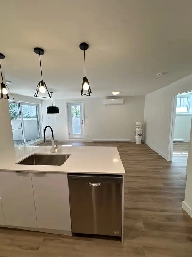 4 1/2 neuf à louer Anjou - avec 5 électros Image# 1