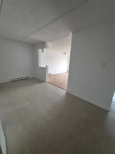 2 beds 1 bath Image# 1