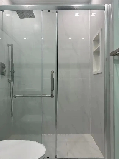 Best deal! only $1898 entire two-bedroom unit on the 2nd floor Image# 1