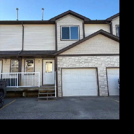 3 Bed 1.5 Bath Townhouse/Single Garage/Chelsea Villas Avail Now Image# 5