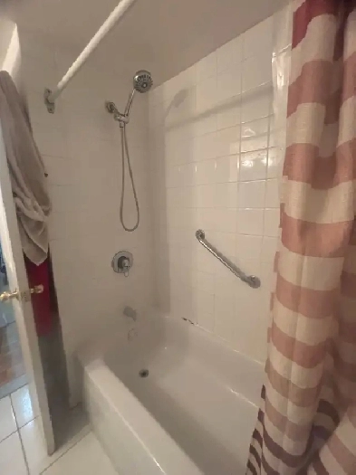 Logement 4 1/2   355 rue Front  Longueuil Image# 1