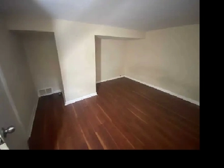 2 sharing room for rent in Scarborough Image# 1