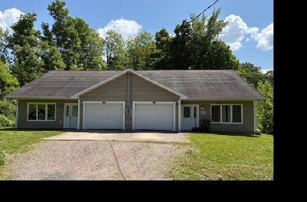 Beautiful 2 Bed Duplex Unit Avail Dec 1 Greenwich Image# 4