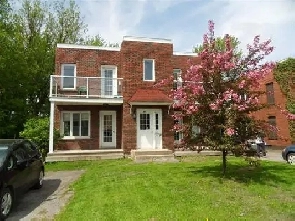 Grand 3 ½ près du CHUS-Hôtel-Dieu / Disponible 1er décembre 2025 Image# 1