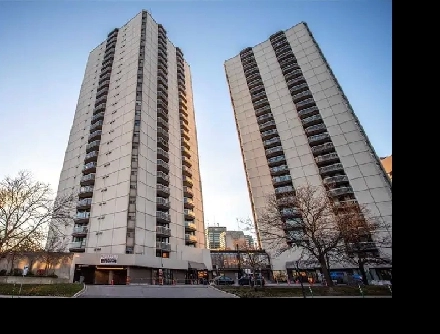 1 Bedroom   Den Apartment- $1575/m   hydro Downtown London Image# 1