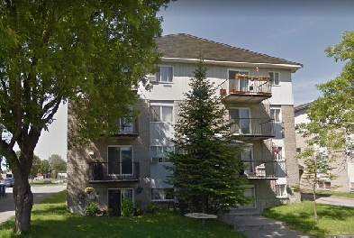 3 1/2 à louer Chomedey Libre Image# 1