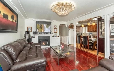 Main Floor of House for rent with 3 Bedrooms Image# 1