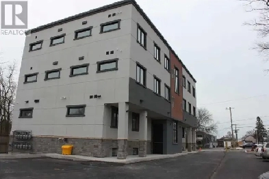 Three Bedroom from $1,949 Port Colborne Available Now Image# 1