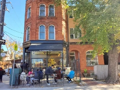 Bohemian 1 bed, 1 bath with Private Deck, Steps from Ossington Image# 1