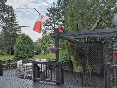 Lakehouse for rent Image# 2